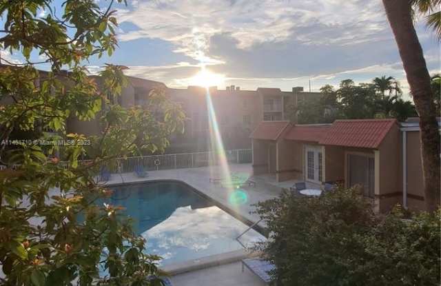 4910 NW 79th Ave