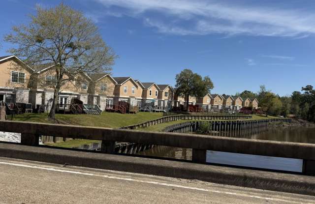 Photo of 3479 Riverbend Cove