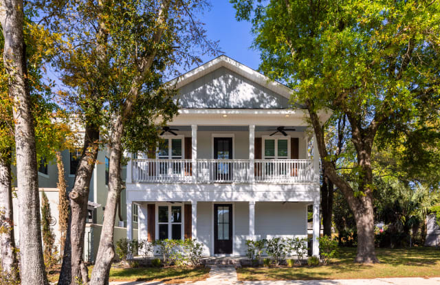 311 North 8th Avenue - 311 North 8th Avenue, Pensacola, FL 32501