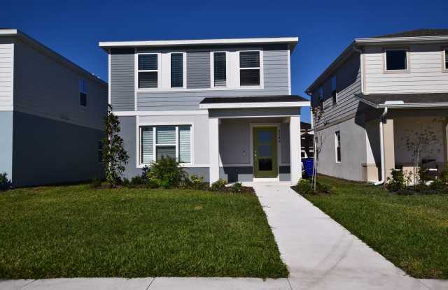 This charming 3 bedroom, 2.5 Baths Single-Family home for rent located at 5048 Holm Oak Dr.