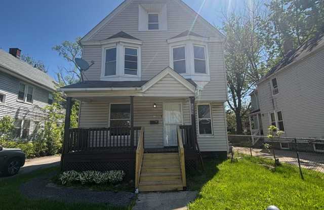 4bd Single Cash Pay/Section 8
