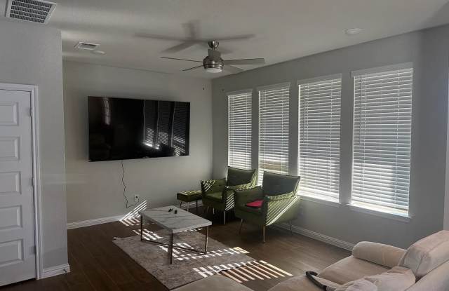 Room in 3 Bedroom Home at Hamadryas Dr