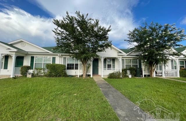 323 LOVELAND CIR - 323 Loveland Circle, Bellview, FL 32526