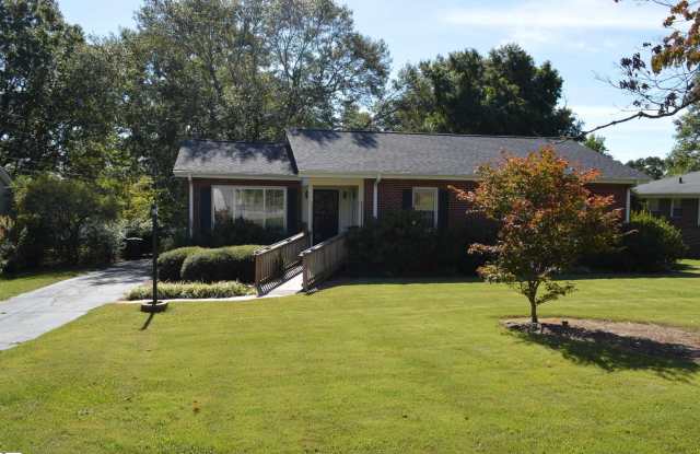 Photo of 206 Hillside Drive