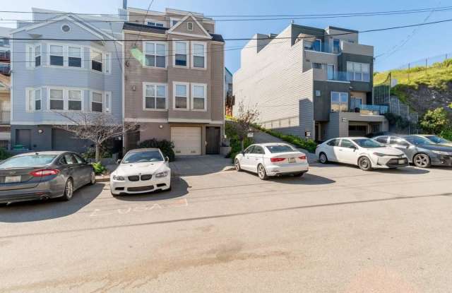 1044 Mississippi St Apt 2