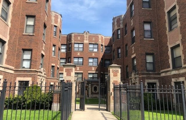 7955 S Drexel Blvd 3 - 7955 S Drexel Ave, Chicago, IL 60619