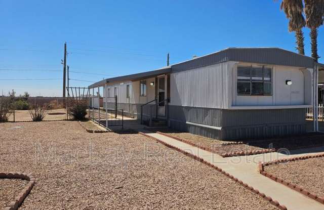 1113 W. Corinthian Circle
