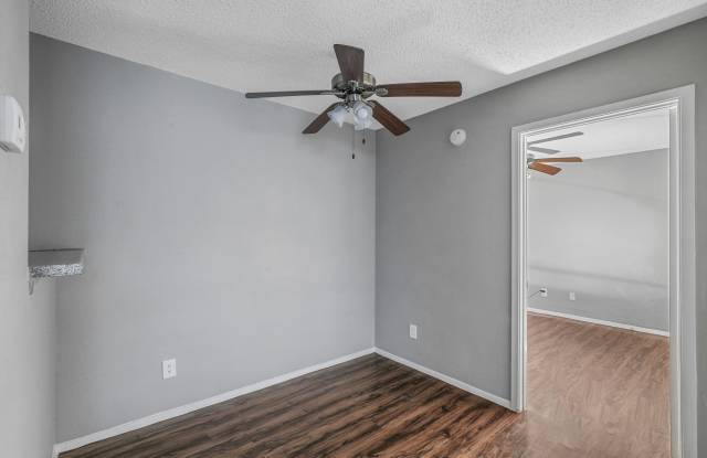 Cedar Point Apartments