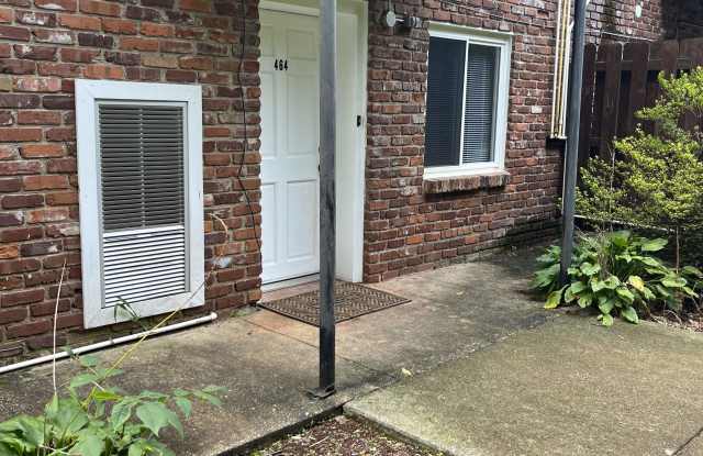 464 East Red Bud Road
