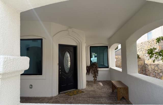 1605 PLAYA DEL SOL Street