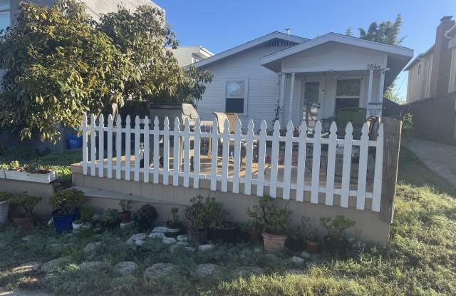 Photo of 104 North Guadalupe Ave