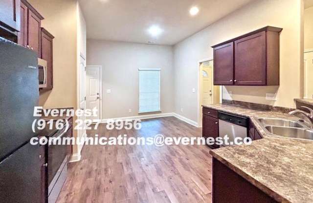 338 Ivy Hills Circle