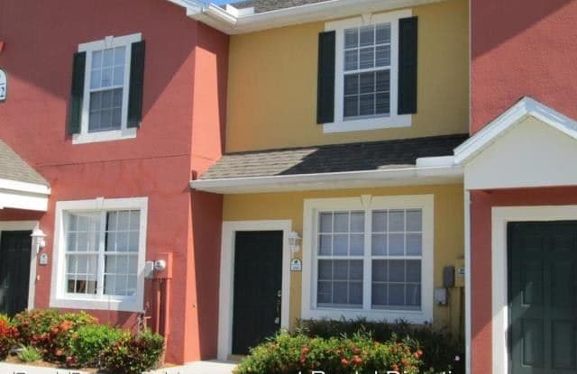 3642 Pine Oak Cir 106 - 3642 Pine Oak Cir 106, Fort Myers, FL 33916