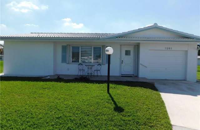 1591 NW 86th Ter - 1591 Northwest 86th Terrace, Plantation, FL 33322