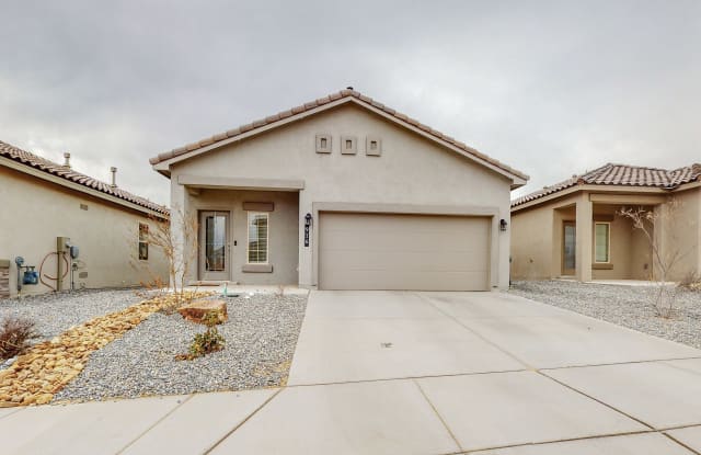 916 Tazanita Loop Southeast - 916 Tazanita Loop Southeast, Rio Rancho, NM 87124