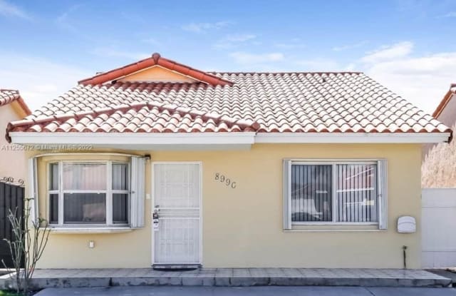 8996 NW 115th St - 8996 NW 115th St, Hialeah Gardens, FL 33018