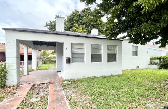 1241 NW 53rd St - 1241 Northwest 53rd Street, Miami, FL 33142