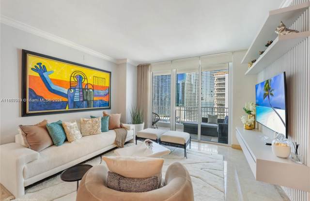 Photo of 801 Brickell Key Boulevard