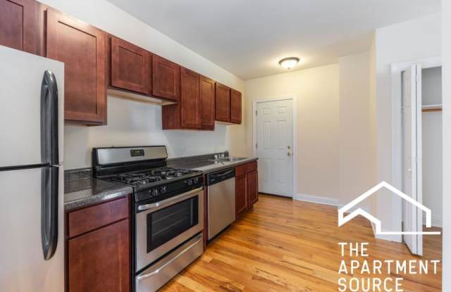 957 West Cornelia Ave.