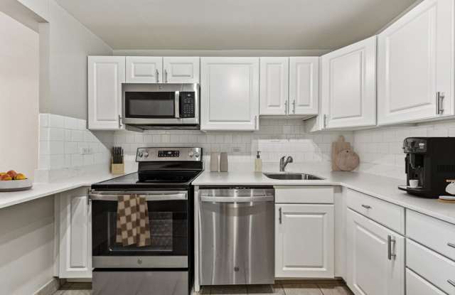 Arrive Streeterville