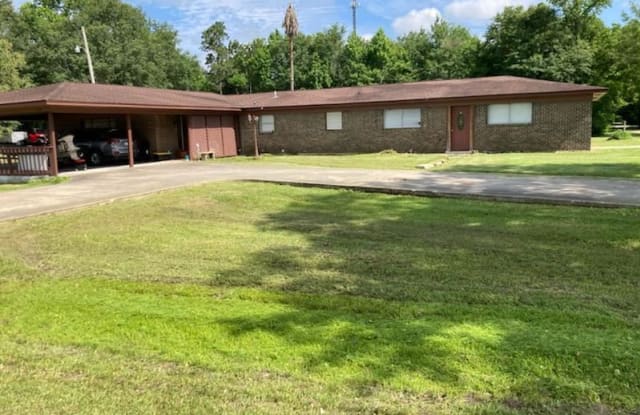 3342 W HWY 327 - 3342 Highway 327, Hardin County, TX 77656