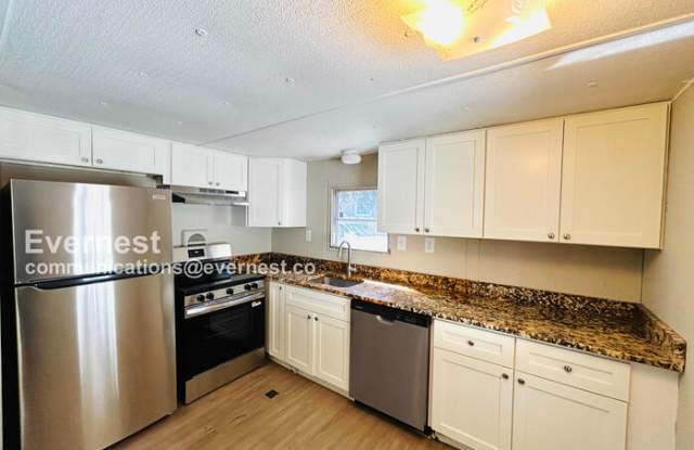 820 Paradise Boulevard