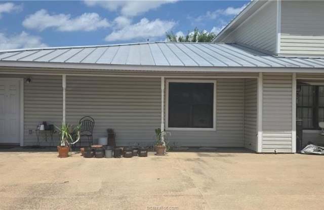 405 Live Oak Street