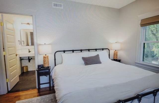 44 Winslow Rd Brookline MA 02446