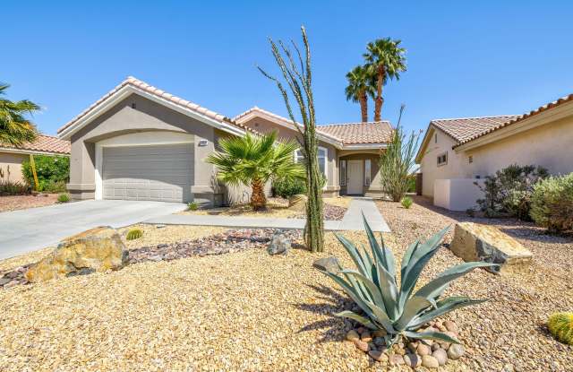 78938 Waterford Lane