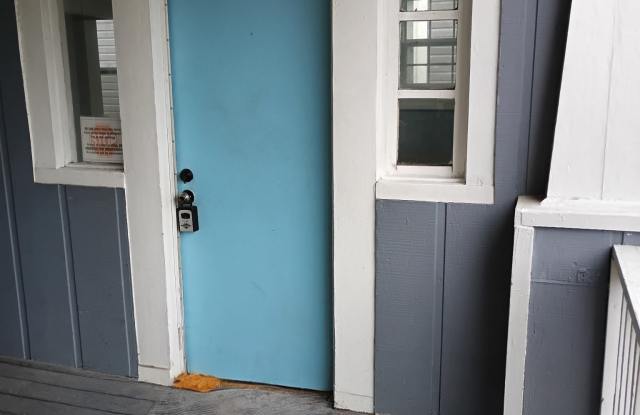 211 North 9th Street - 1