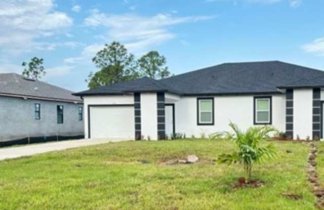 510 Bell Boulevard S - 510 Bell Boulevard, Lehigh Acres, FL 33974