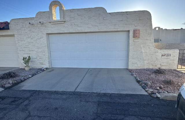 273 East Vía Terrenal