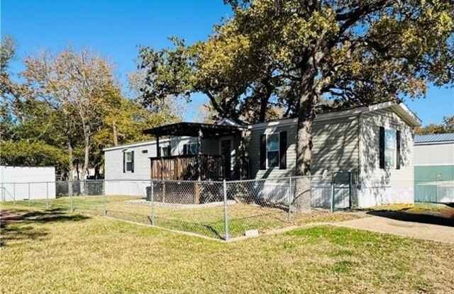 103 Ridge Walk Street