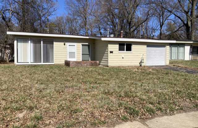 8333 Midwood Avenue - 8333 Midwood Avenue, Berkeley, MO 63134