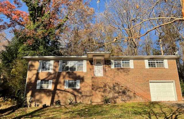 BELOW MARKET RENT! - 1912 Reed Road Northeast, Center Point, AL 35215