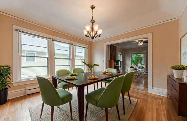 1121 North Wahsatch Avenue