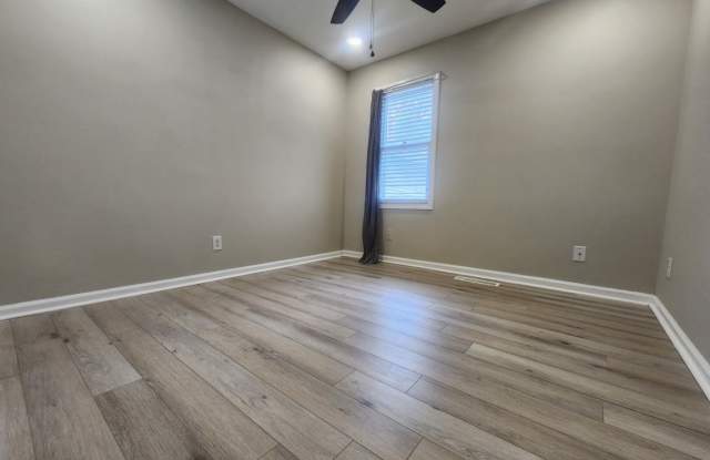 1002 Southwood Drive