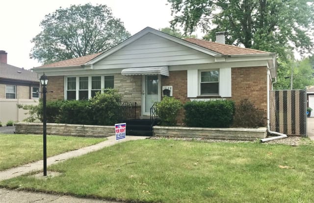 1628 Boeger Ave - 1628 Boeger Avenue, Westchester, IL 60154