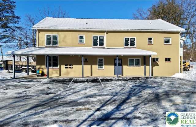 403 N Walnut Street unit: A