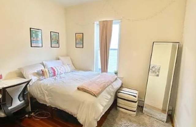 4 Bed in Mission Hill Close to Brigham Circle