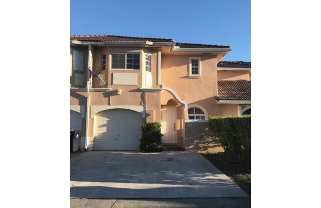 15305 SW 36th Ter - 15305 Southwest 36th Terrace, Miami-Dade County, FL 33185