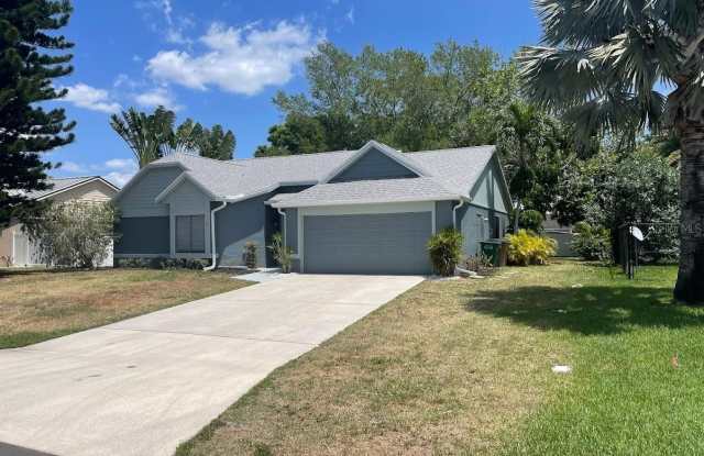 4341 SW 1ST PLACE