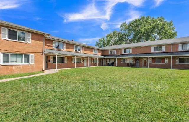 4925 Banbury Ct Unit 12