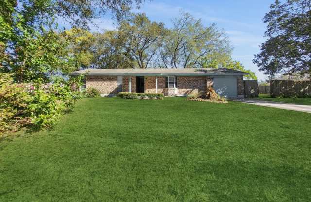 2794 Colt Ct