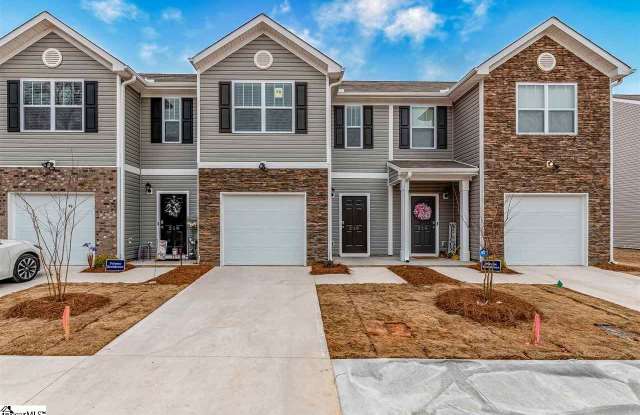 216 Southridge Court - 216 Southridge Court, Easley, SC 29642