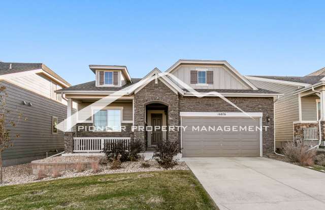 Stunning Mountain Views from this Custom Spacious Home! photos photos