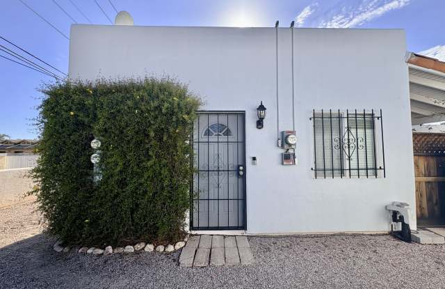1718 East Grant Road - 2