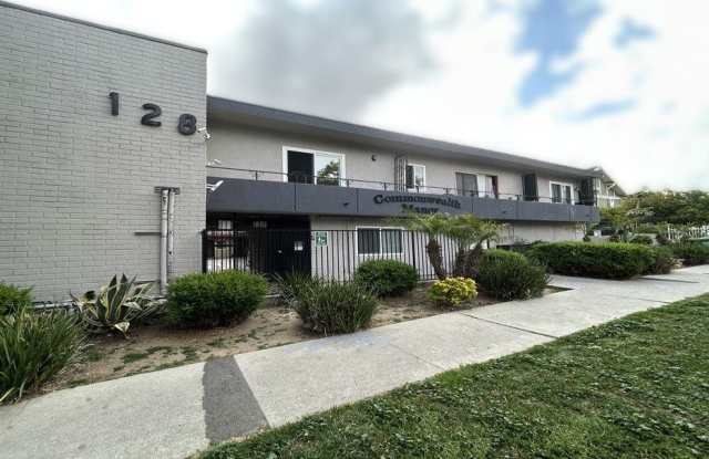 128 South Commonwealth Avenue