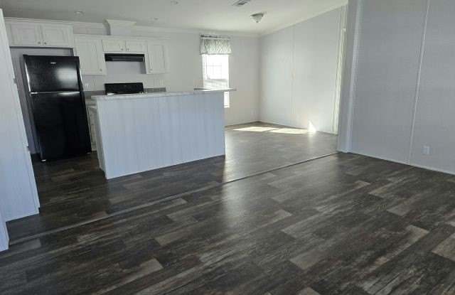 1399 Belcher Rd South