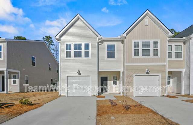 7926 Triggerfish Way